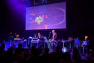 「時代を象徴し、時代を超越したアート・オブ・ノイズの電子サウンド。エスタブリッシュされた“前衛ポップ”に覚醒し、気分をクリアにする摩天楼の夜」