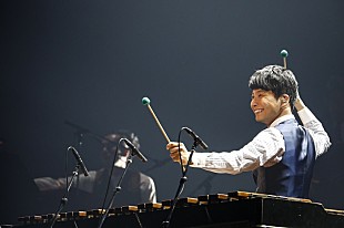 「星野源、初の全国アリーナツアー完走、「Family Song」をライブ初披露」