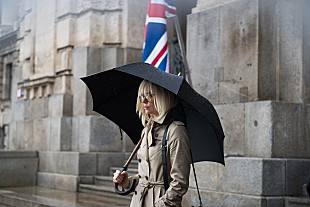 「シャーリーズ・セロン主演映画『アトミック・ブロンド』、デヴィッド・ボウイの音楽から受けたインスピレーションとは」