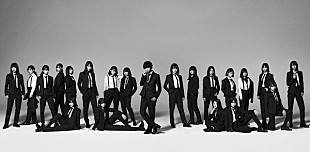 「欅坂46が新曲「風に吹かれても」MV公開、黒スーツ姿の平手が飛ぶ」