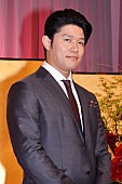 鈴木亮平「「西郷どん」錦戸亮、二階堂ふみら、新キャスト発表　錦戸、鈴木亮平の弟役に「やっていくうちに似てくると思う」」1枚目/1