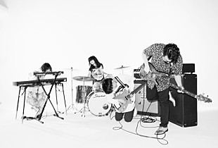 「川谷絵音だらけの一夜！ ゲスの極み乙女。/indigo la End/DADARAYが集結」