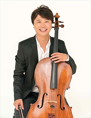 「柏木広樹 大阪・梅田蔦屋書店でクリスマスライブを開催」