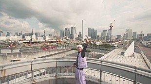 「遊助 男らしい応援歌「雑草より」MVでも男らしい作業服で歌唱」