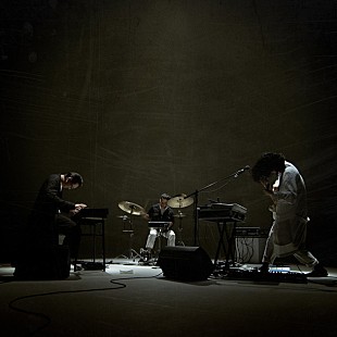 「UQiYO 短編アニメ『火づくり』主題曲「Dry Dry Try」MV公開」