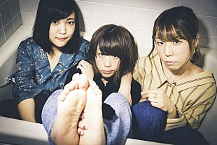 「Hump Back 新作『hanamuke』より「ゆれる」MV＆ボーカル林の弾き語り「思春期」MV公開」