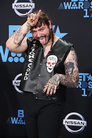 「ポスト・マローン、N・ミナージュ/J・メイヤーら参加の最新ALを12/1にリリース」