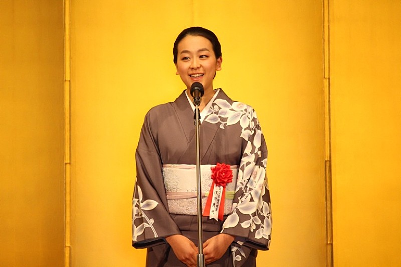 「浅田真央が「菊池寛賞」を受賞　今後の目標は「感謝の滑り」」1枚目/1