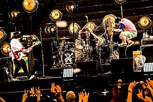「サンボマスター、初の武道館公演で全23曲熱唱＆2018年に【男どアホウ】開催を発表」