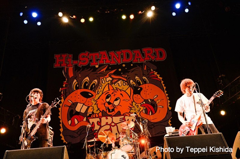 Ｈｉ－ＳＴＡＮＤＡＲＤ「Hi-STANDARD【THE GIFT TOUR】ライブレポート＜大阪城ホール：2日目＞」1枚目/26