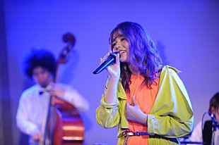 「現役音大生シンガーのメロディー・チューバック初ワンマン！ 能町みね子の歌詞提供曲など披露」