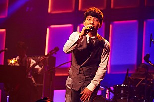 「星野源、『Live Tour“Continues”』より「雨音」のライブ映像を先行公開」