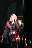 HYDE「HYDE、ソロ・コンサート【黒ミサTOKYO】2日間で24,000人を動員」1枚目/4