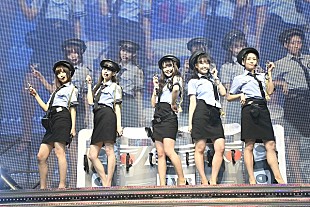 AKB48「AKB48グループのTDCホール公演2日目、新成人メンバーが警官や看護婦に変身」