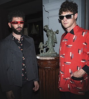 ＭＧＭＴ「MGMT、5年ぶりのアルバム『リトル・ダーク・エイジ』を2月リリース」