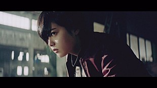 欅坂46「欅坂46、新曲「ガラスを割れ！」MV公開　世界最速のカメラ機材で撮影」