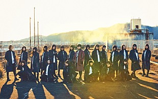 欅坂46「欅坂46、6thシングル『ガラスを割れ！』ジャケット＆新アーティスト写真を公開」