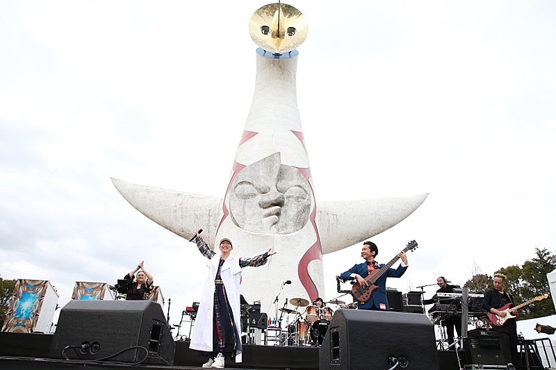 ＤＲＥＡＭＳ　ＣＯＭＥ　ＴＲＵＥ「ドリカム 太陽の塔をバックにスペシャルライブ！「大阪LOVER」も歌唱で約7,000人熱狂」1枚目/7