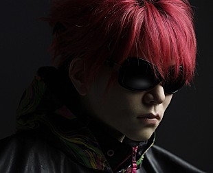 hide「hide逝去から20年となる2018年、最新版トリビュートAL発売！ 西川貴教/HISASHI（GLAY）/Dragon Ash/GRANRODEOら参加ミュージシャンのコメントも到着」