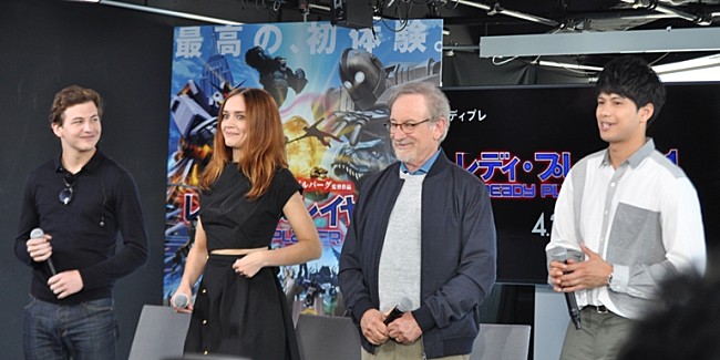 「スピルバ－グ監督「映画という共通言語を使えば、みんなが一つの絆で結ばれる」　日本の若き映像クリエ－タ－たちにアドバイス」1枚目/1