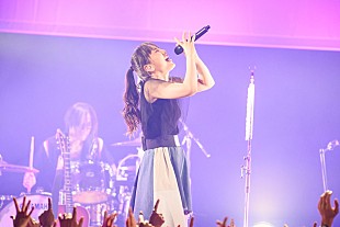 阿部真央「阿部真央 新SG＆ベスト盤決定！ ホールツアー＆日本武道館公演など10周年に向けたトピックス発表」