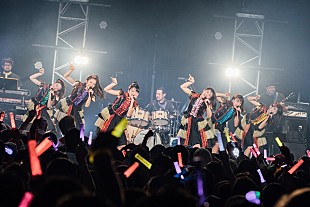 ばってん少女隊「ばってん少女隊、初の生バンドを背負ってのワンマンライブ大成功　9月からの秋ツアーもサプライズ発表」