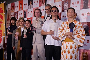 「ウェス・アンダ－ソン監督、『犬ヶ島』で１３年ぶり来日　「黒澤明監督ならどうするだろうか」」