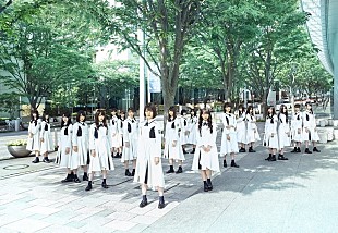 けやき坂46「けやき坂46、1stアルバム『走り出す瞬間』収録内容を発表　新曲は18曲」