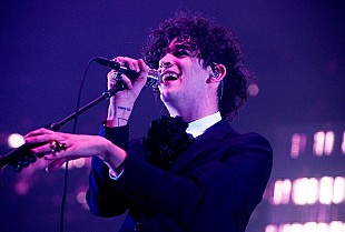 Ｔｈｅ　１９７５「The 1975、新曲「ギヴ・ユアセルフ・ア・トライ」を今週リリース」