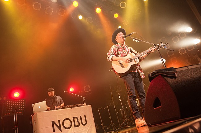 ＮＯＢＵ「NOBU、30歳のバースデー・ワンマンライブにRYO from ORANGE RANGE/Sowelu/Team Black Starzが祝福参戦」1枚目/5