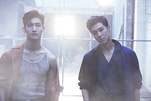 東方神起「東方神起、最新シングル『Road』のカップリングがファンの間で話題に」