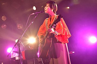 片平里菜「片平里菜、2DAYSワンマンライブでベスト・アルバムのリリースを発表」