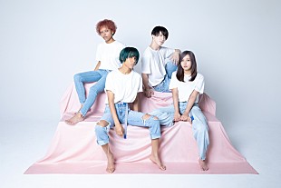 女王蜂「女王蜂、完全生産限定盤シングル『催眠術』リリース・パーティー開催」