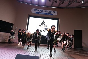 チームしゃちほこ×ＲＡＤＩＯ　ＦＩＳＨ「チームしゃちほこ×RADIO FISH、一夜限りのフリーライブ開催　「上半期が「U.S.A」なら下半期は「BURNING FESTIVAL」だ！！」」