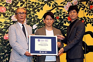 「岡田准一、７９歳木村大作監督は「本当にエネルギッシュ」　「お父さんだったら、いつも怒られちゃうかな」」