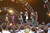 超特急「超特急、3年ぶり【イナズマロックフェス】出演、“らしさ”全開のパフォーマンスを披露」1枚目/4