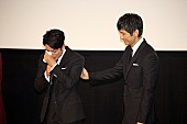 「岡田准一「一番の理解者でありたい」　木村大作監督の涙に“もらい泣き”」1枚目/1