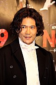 「稲垣吾郎「香取くんや草なぎくんに“ヒステリックゴロチ”と言われる」　「皆さんの前では隠していますが…」」1枚目/1