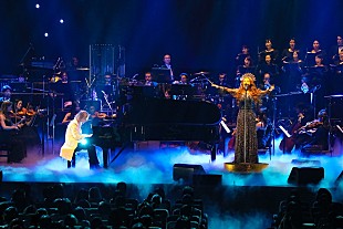 YOSHIKI「YOSHIKI、サラ・ブライトマンを迎えクラシックスタイルのコンサート【YOSHIKI CLASSICAL】開催」