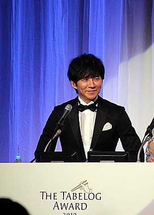 「渡部建、妻・佐々木希との外食明かす　長男連れて「乳児ＯＫな店に行きました」」