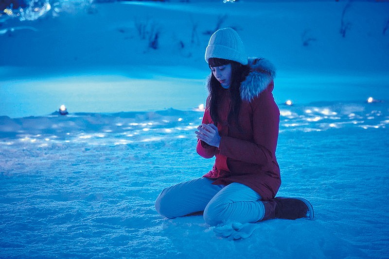 中島美嘉 映画のモチーフとなった 雪の華 を鑑賞 ウルっときた Daily News Billboard Japan