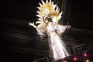 「レキシの全国ツアー千秋楽に手嶌葵/池乃めだか/小藪千豊ら登場、新ツアーにも豪華ゲスト」