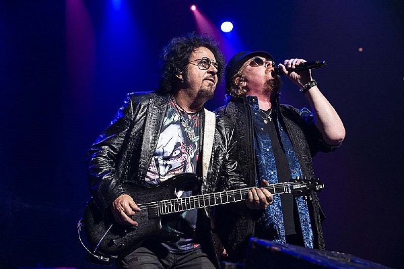 TOTO、ファン感無量の【40 TRIPS AROUND THE SUN】武道館公演ライブレポート到着 | Daily News |  Billboard JAPAN