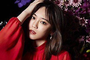 「Flowerの鷲尾伶菜、初めて作詞作曲した「F」に込めた思いをインスタで告白」