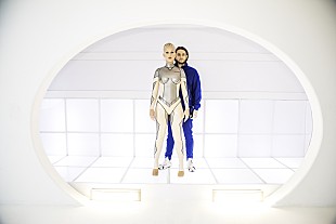 「ケイティ・ペリー＆ゼッド、コラボ曲「365」MVのメイキング映像を公開」