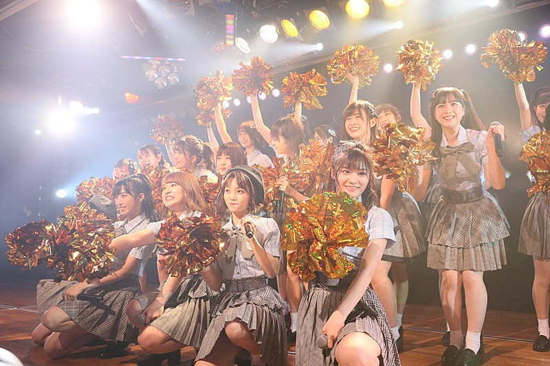 AKB48「AKB48チーム8、それぞれの個性＆実力を発揮した結成5周年記念特別公演」1枚目/6