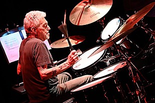 「『4月9日はなんの日？』超多忙な大御所セッション・ドラマー、スティーヴ・ガッドの誕生日」