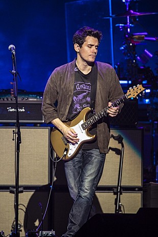 「ジョン・メイヤー、エド・シーランも飛び入り参加した5年ぶり来日公演のライブレポートが到着」