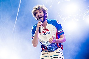 「リル・ディッキー、ジャスティン/アリアナ/エド/ケイティ/スヌープら豪華ゲスト参加の新曲を公開」