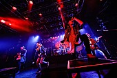 ＦＬＯＷ「【ライブレポ】FLOWの新AL『TRIBALYTHM』を掲げた全国ツアー、猛暑日に熱いステージで開幕」1枚目/9